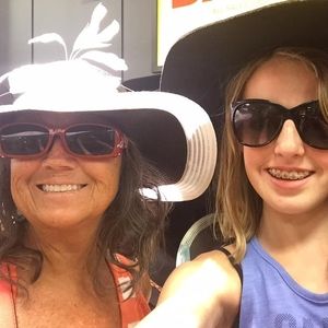 Meet your Posher, Carol